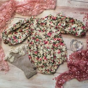 Baby Girls Vintage Floral Romper & Legwarmers